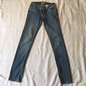 Paris Blues, blue jeans